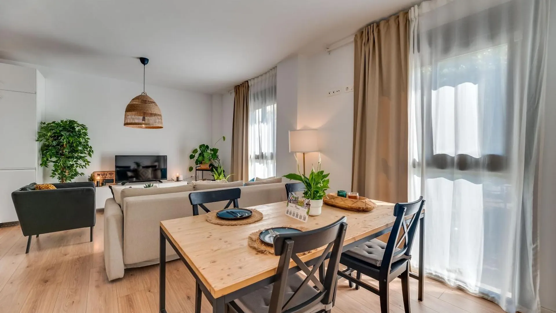 아파트 Urban Chic Loft Malaga City Center